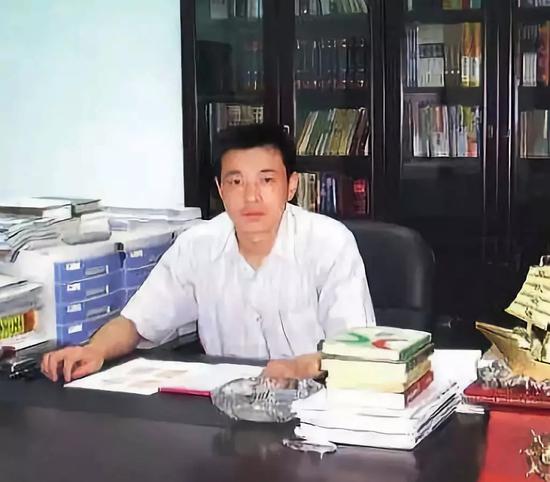 柳林首富陈鸿志黑色帝国:控制官员 暴力侵占煤矿