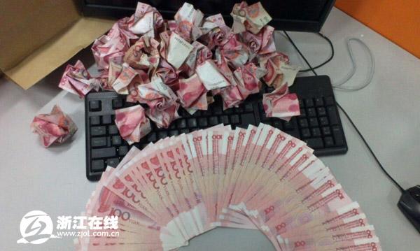 点击图片分享到上海滩微博 点击图片分享到上海滩微博