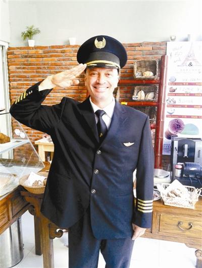 数量已超千人 中国航空公司靠啥吸引外国飞行员