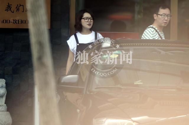 央视主播胡蝶生子 导演陆川升级当爹