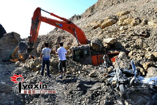 新疆达坂城一露天煤矿坍塌一死两伤出事后无法联系到老板