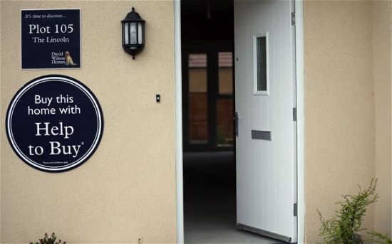 英国购房者贷款难成为大问题，由此，英国政府担保15%到20%的首付款，以政府信誉，保证购房者最低以5%的首付款便可获得剩余部分的银行贷款。（图片来源：英国每日电讯报）