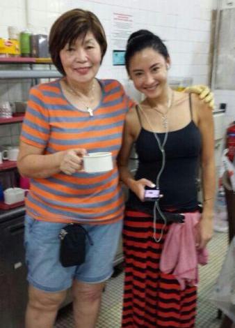 网友偶遇张柏芝 素颜长发亲切似邻家妹