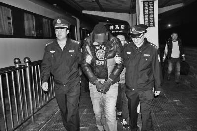 非洲男子冒充美女下套骗走河南一男子218万元