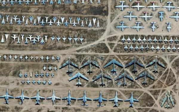 如此节俭:美空军翻新55岁高龄B-52轰炸机重新入役