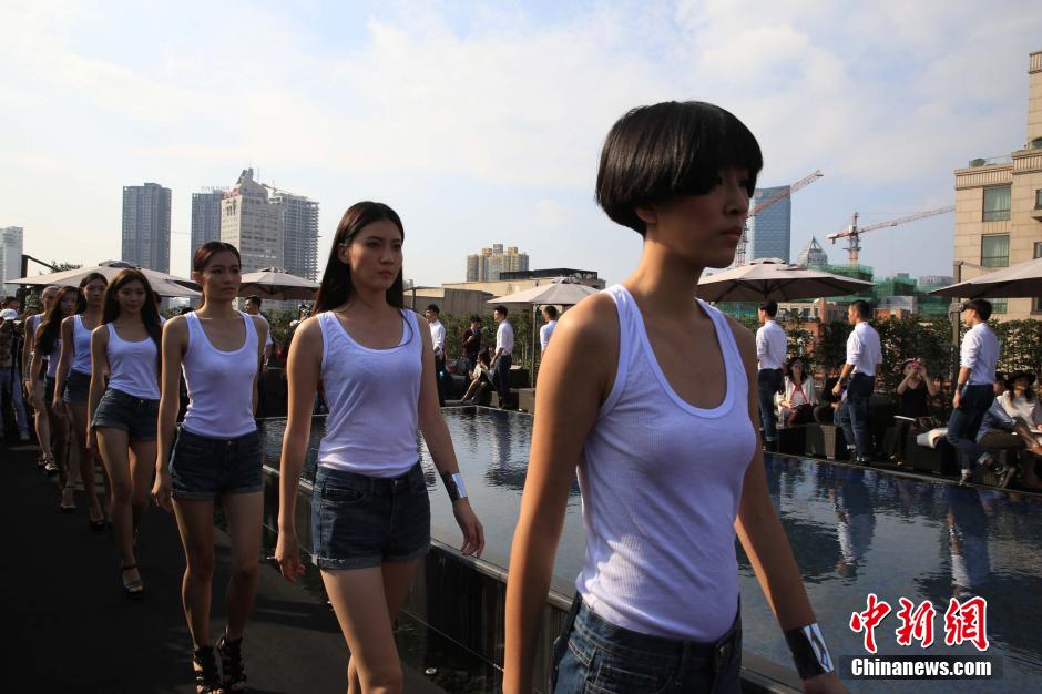 上海国际模特大赛总决赛选手亮相