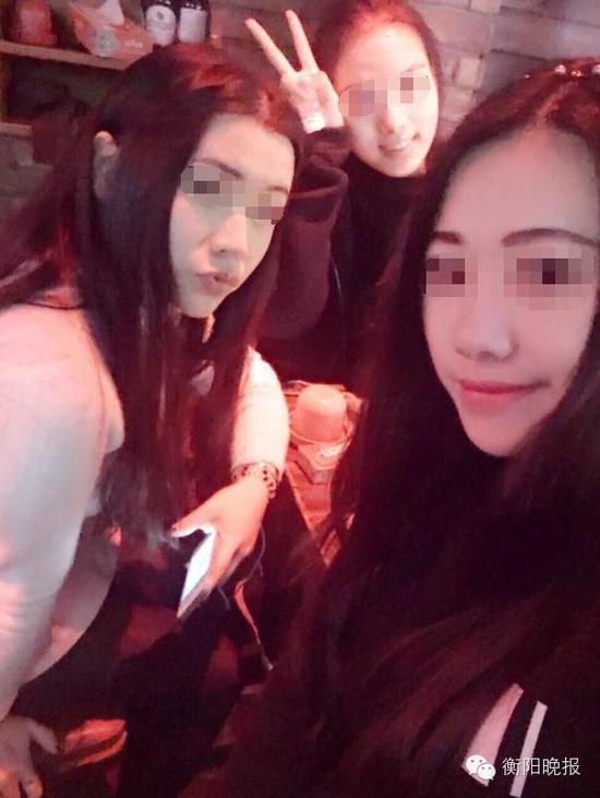 ▲图为事故中丧生的三名年轻女孩。