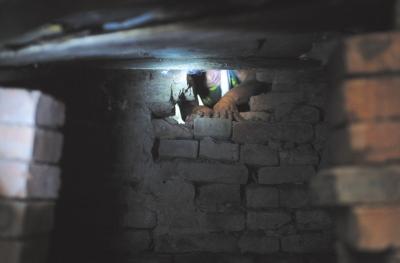 男子挖墙入室性侵老人作案3年 最大受害者95岁