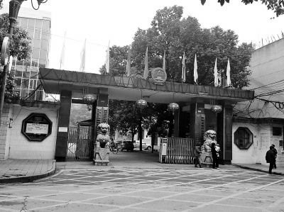 湖南偷拍县委书记获刑者举报书记受贿