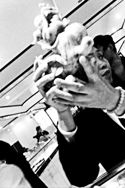 北京旅行社定点购物仍火爆 一日游半日卖貔貅