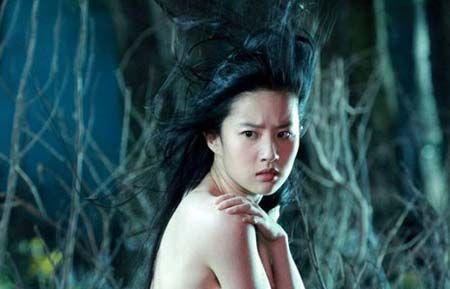 惊呆众人!刘亦菲竟是其家族中最丑的一个