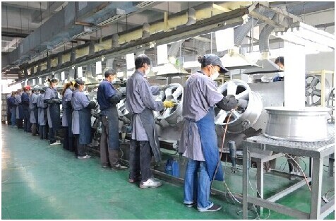 抛光车间，资料图。