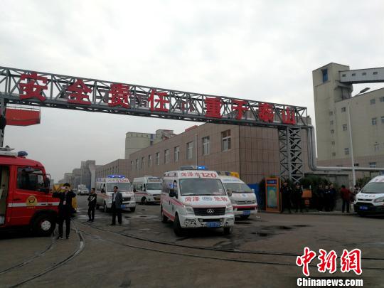 山东龙郓煤业冲击地压事故1人获救仍有19人被困