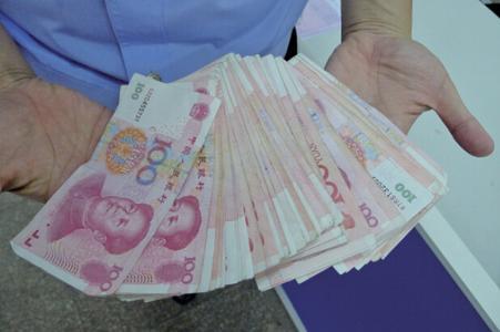 警察发布信息找失主 前后十多人来认领现金