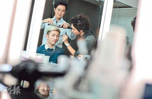 香港《明报》图