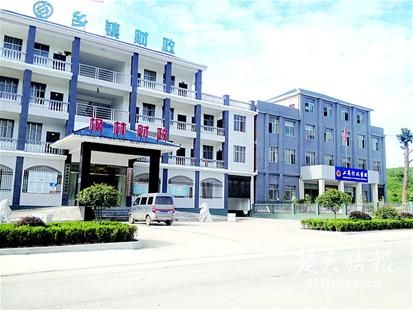 原标题：居民举报阳新两单位无证建办公楼