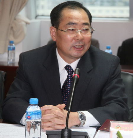 广东落马纪委副书记住宅被查：十多人查了一通宵