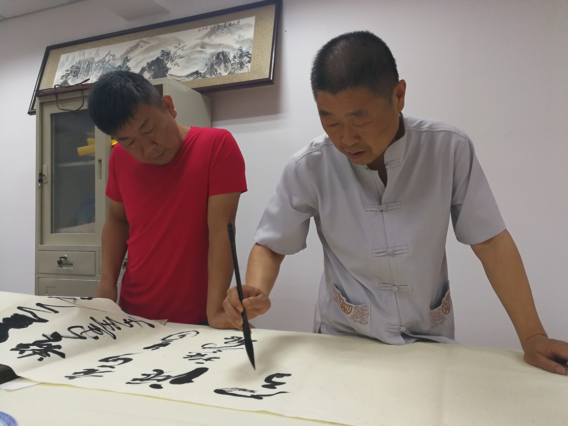 大爱无疆wbr，wbr关注健康，嘻唐网大型中医健康义诊活动走进安徽淮北！