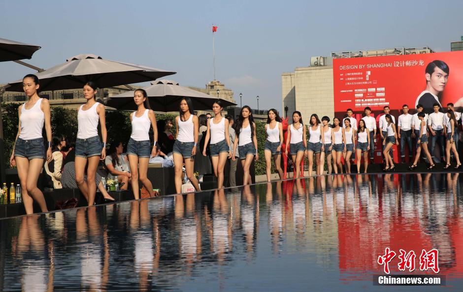 上海国际模特大赛总决赛选手亮相
