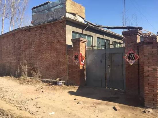 死者家大门紧锁