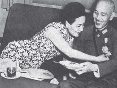蒋介石宋美龄: 政治婚姻或恩爱夫妻?