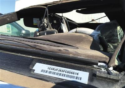 天津港爆炸受损车“洗白”入市 低于市价数十万