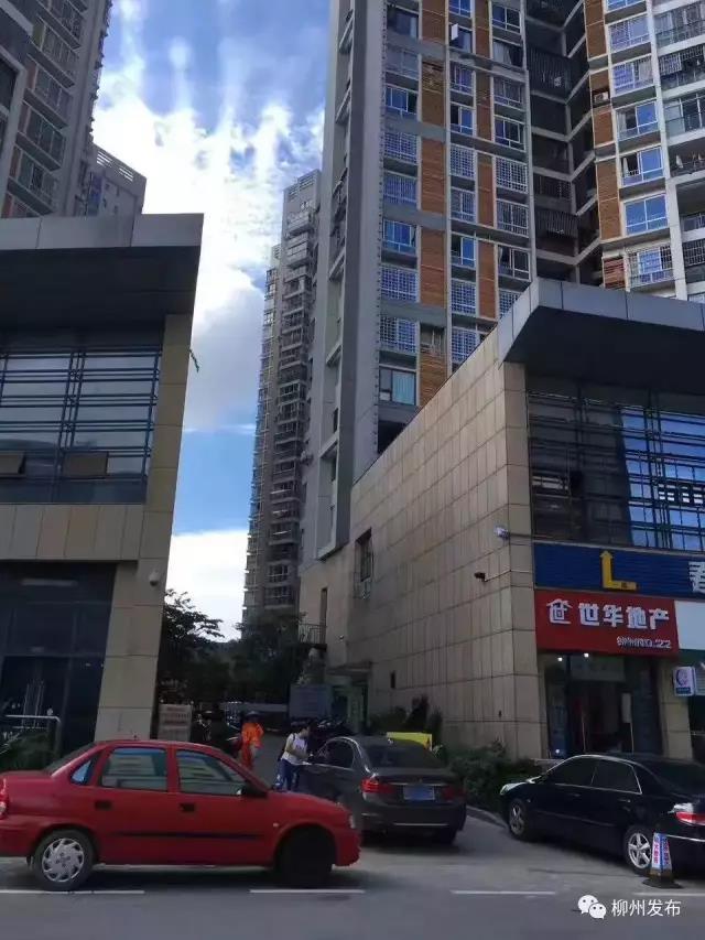 男子刮宝马车留纸条求赔偿 车主感动请他去上班