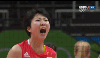 比女排夺冠更精彩的是她们的表情包和大长腿