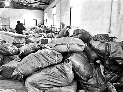 快递变慢递年底又现用工荒:收入过万只是传说