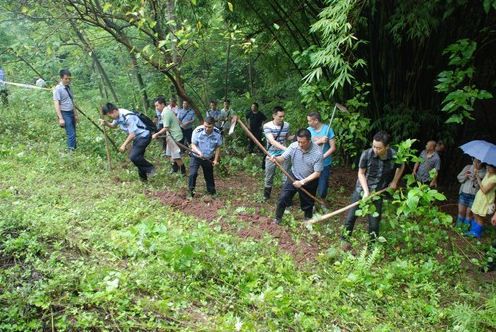 外甥霸占大10岁舅妈两年 舅舅忍无可忍下杀手