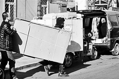 快递变慢递年底又现用工荒:收入过万只是传说