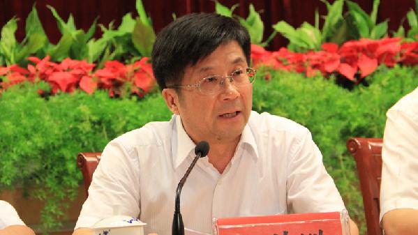 安徽广电原台长涉贪千万受审 知名歌手向其送钱