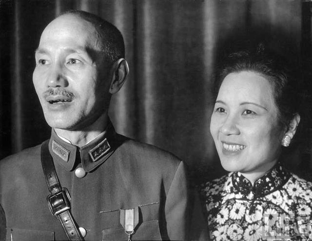 蒋介石和宋美龄是“政治婚姻”？47年后说出真相