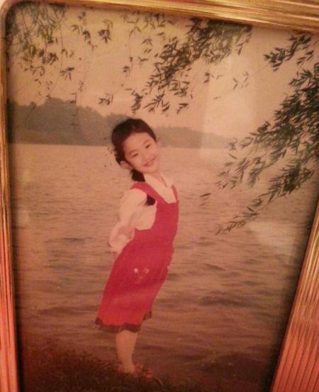 惊呆众人!刘亦菲竟是其家族中最丑的一个