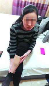 大连女生在太原遭室友抓头发撞墙