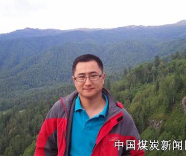 让青春在地质一线闪光